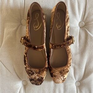 Sam Edelman Cruses Velvet Flats, Worn Once